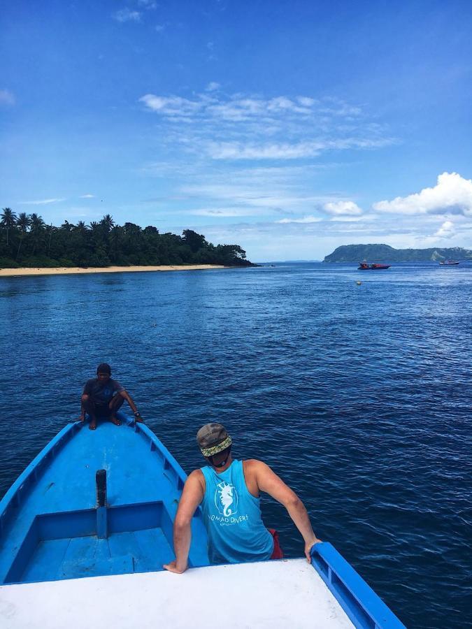 Nomad Divers Bangka Likupang Buitenkant foto