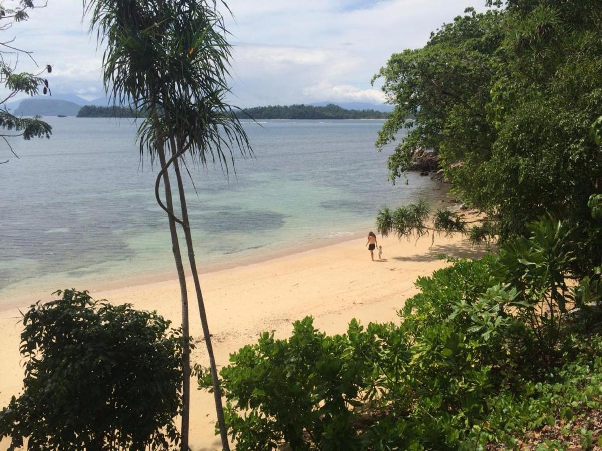 Nomad Divers Bangka Likupang Buitenkant foto